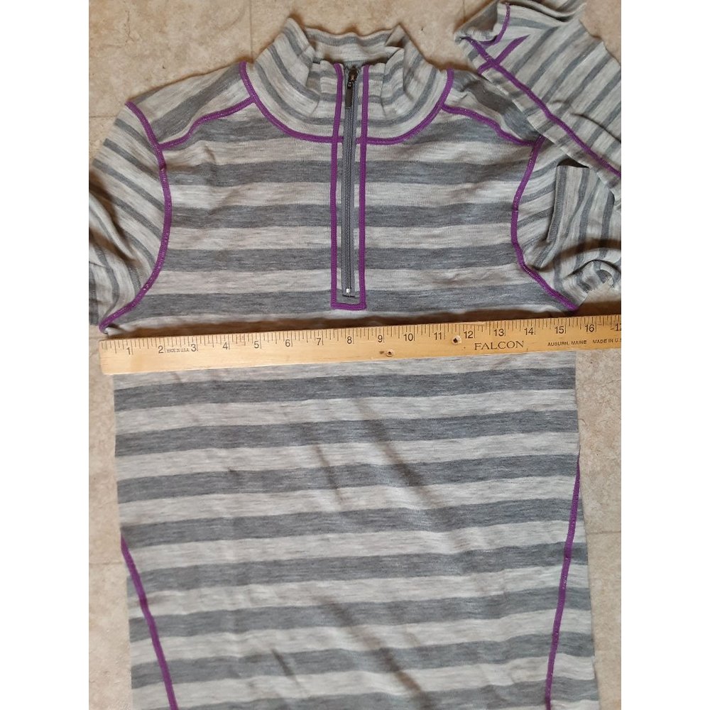 MAKE AN OFFER.  DAKINI merino wool long sleeve mock neck, women's M.